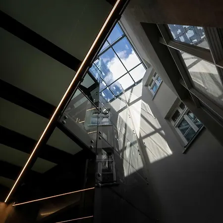 公寓 Stylish Near The Park Centre Of 波兹南