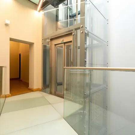 Stylish Near The Park Centre Of 公寓 波兹南